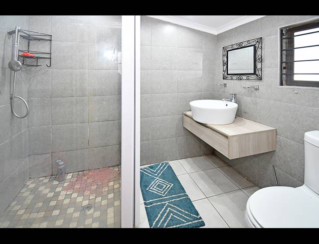 4 BEDROOM FREEHOLD FOR SALE IN HIGHWAY GARDENS